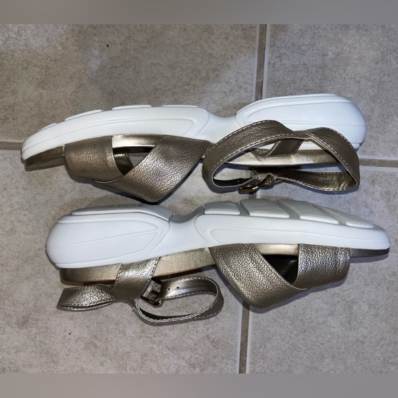 Naturalizer Sandals - Picture 3 of 5